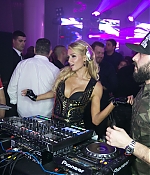 281116_281229.jpg