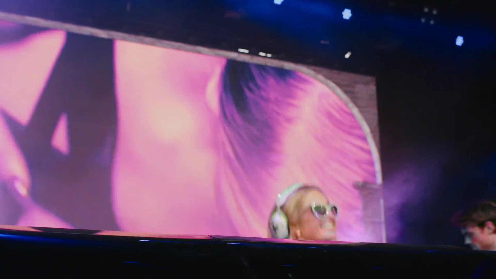 This_Is_Paris_28318529.JPG