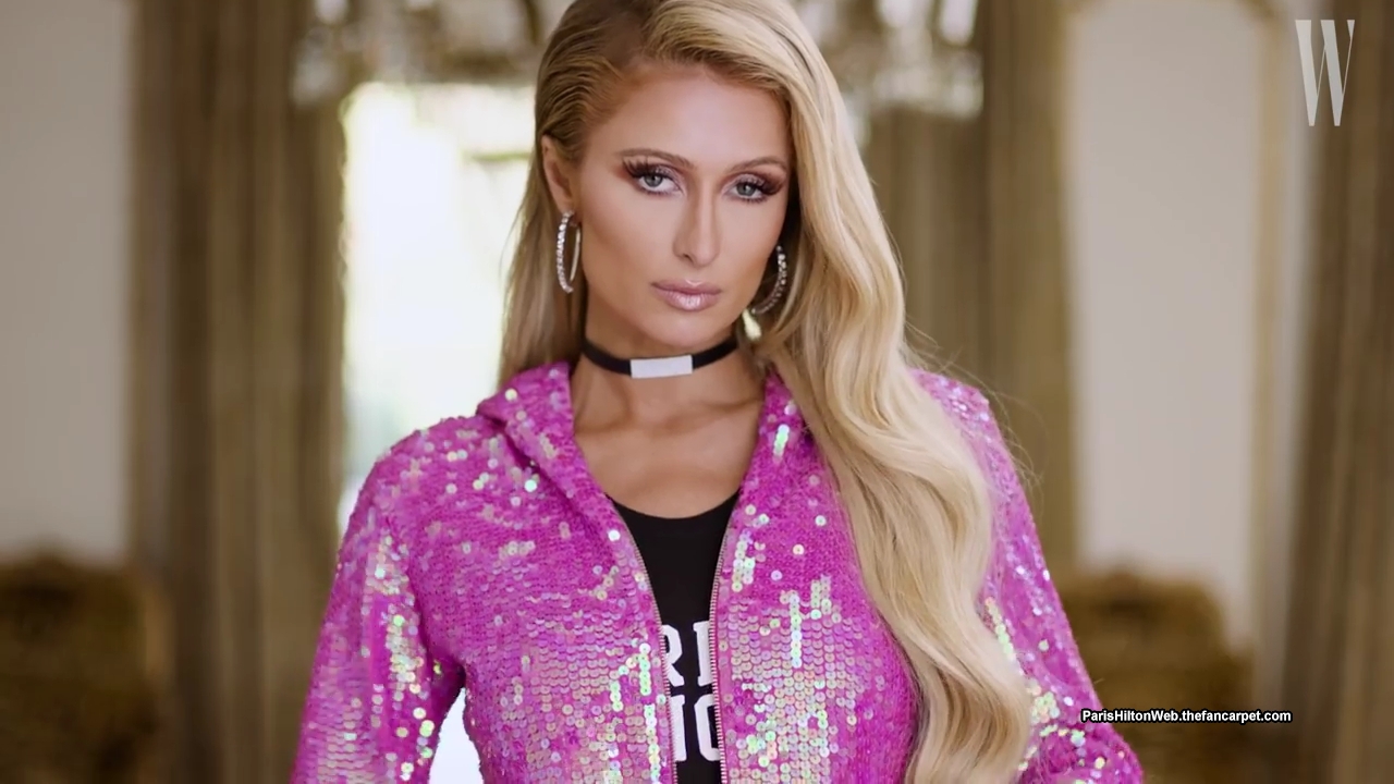 2017_WMagazine_285629.JPG