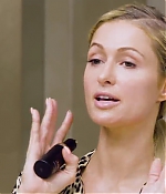 Harpers_BAZAAR_2019_2828729.JPG