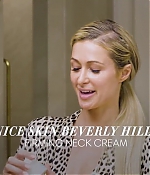 Harpers_BAZAAR_2019_2829329.JPG