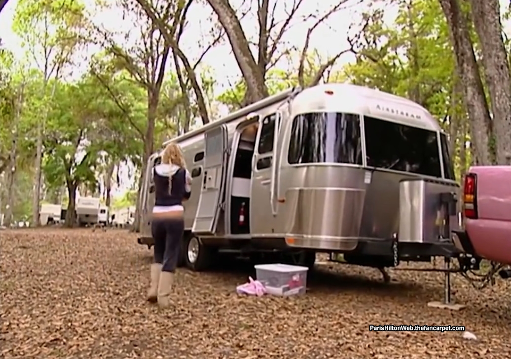 TSL_S2x02_2818029.jpg