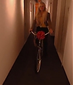 TSL_S3x02_2836329.jpg