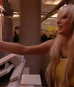 TSL_S3x02_2836629.jpg